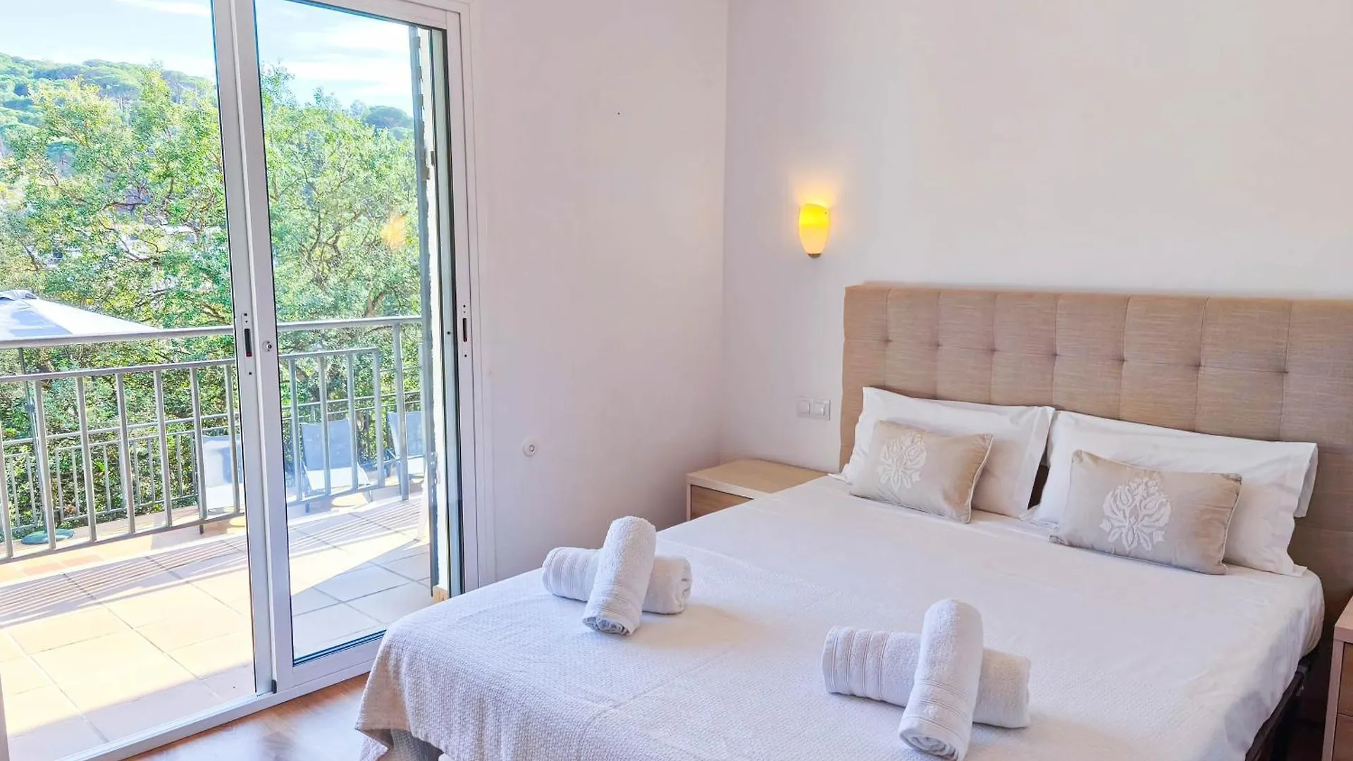 Pinzon, Gezellige Familievilla Met Groot Zwembad. Lloret de Mar Appartement