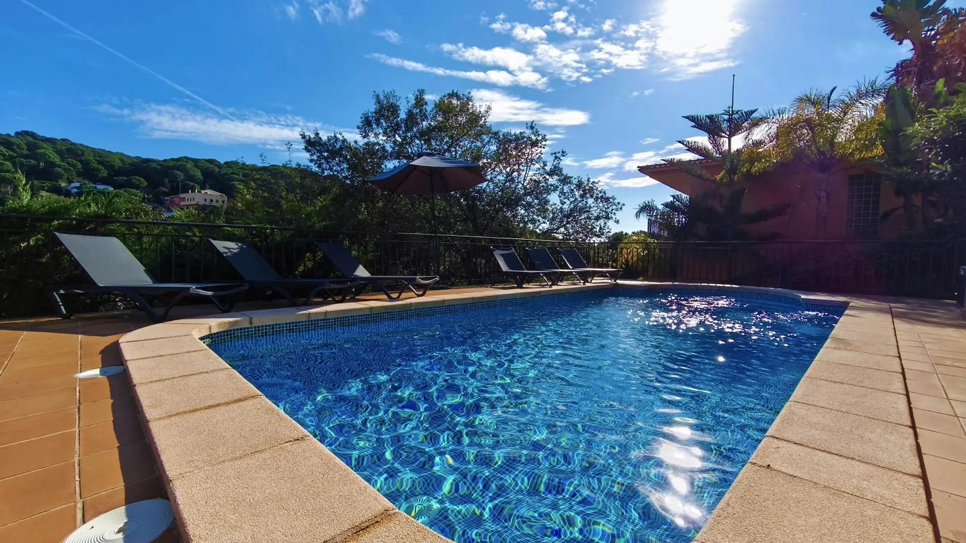 Appartement Pinzon, Gezellige Familievilla Met Groot Zwembad. Lloret de Mar